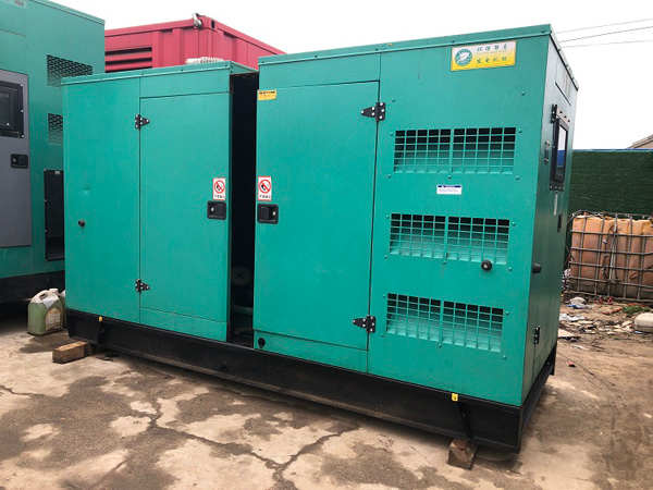 三沙怎样合理控制磷酸铁锂蓄电池的充放电倍率以延长其使用寿命？